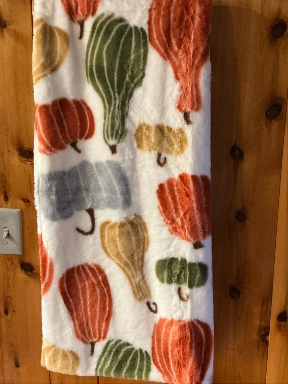 The Farmhouse by Rachel Ashwell Block Print Pumpkins Printed Koda Faux-Fur Throw